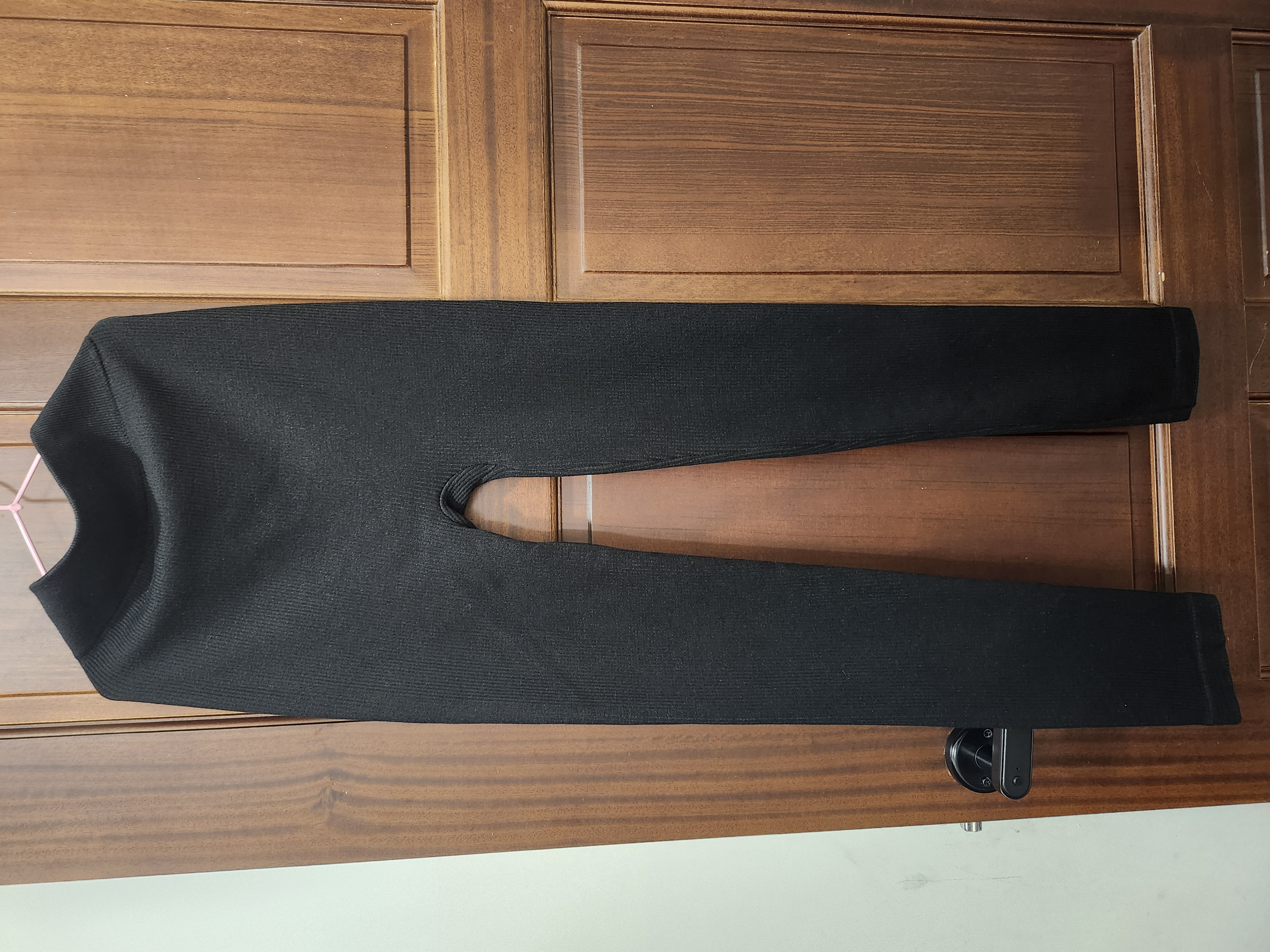 全新@黑色直條紋保暖內搭褲